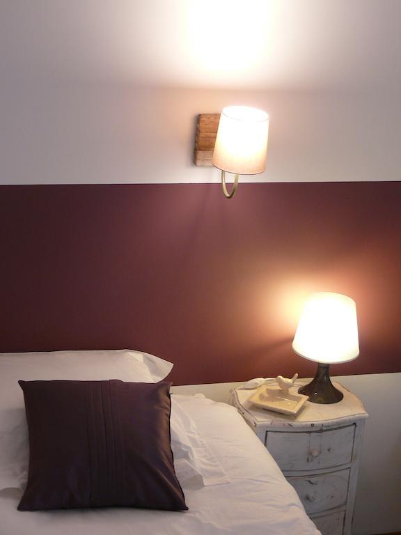 Gite La Malavisee Leernes Buitenkant foto